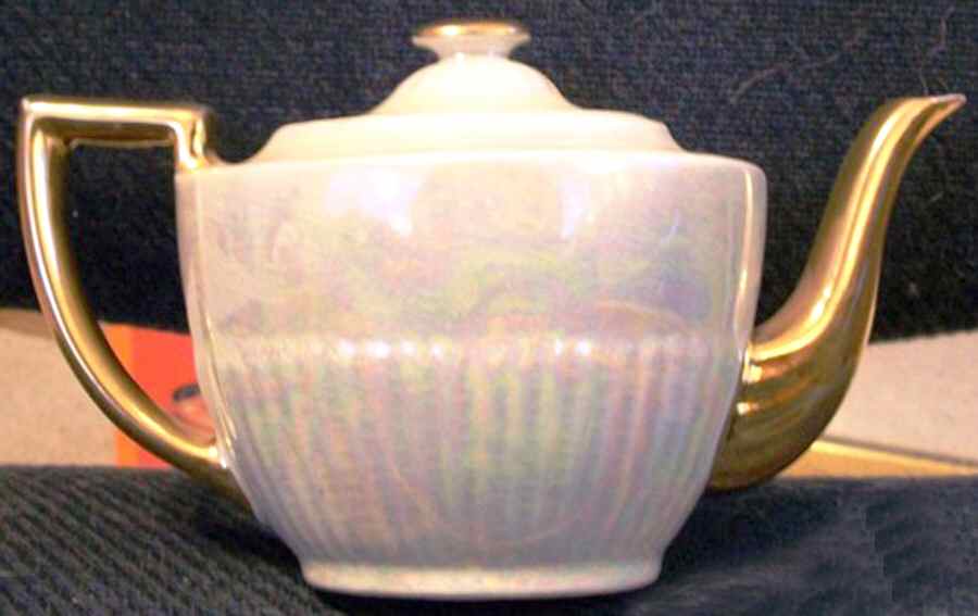 351 Teapot & Lid by HJ Wood-1