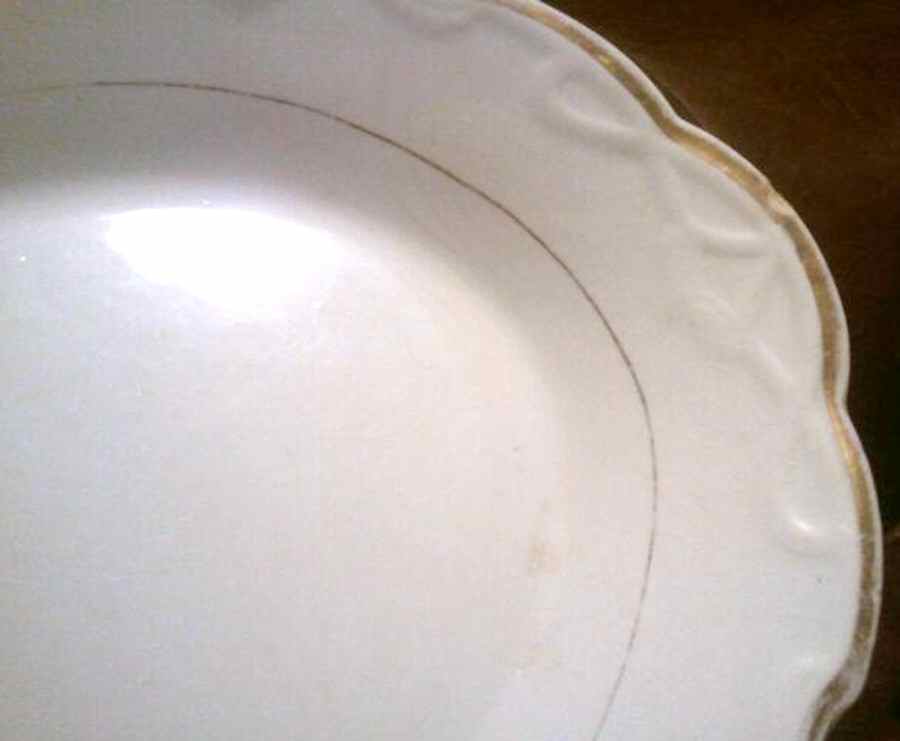 HRW23 14" Oval Serving Platter by HR Wyllie-1