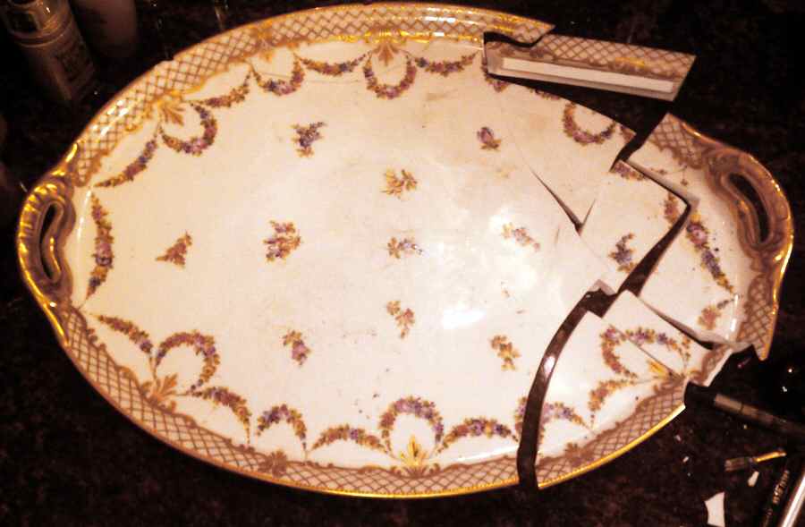 H2C2 12" Oval Serving Platter by Heufel & Company-1