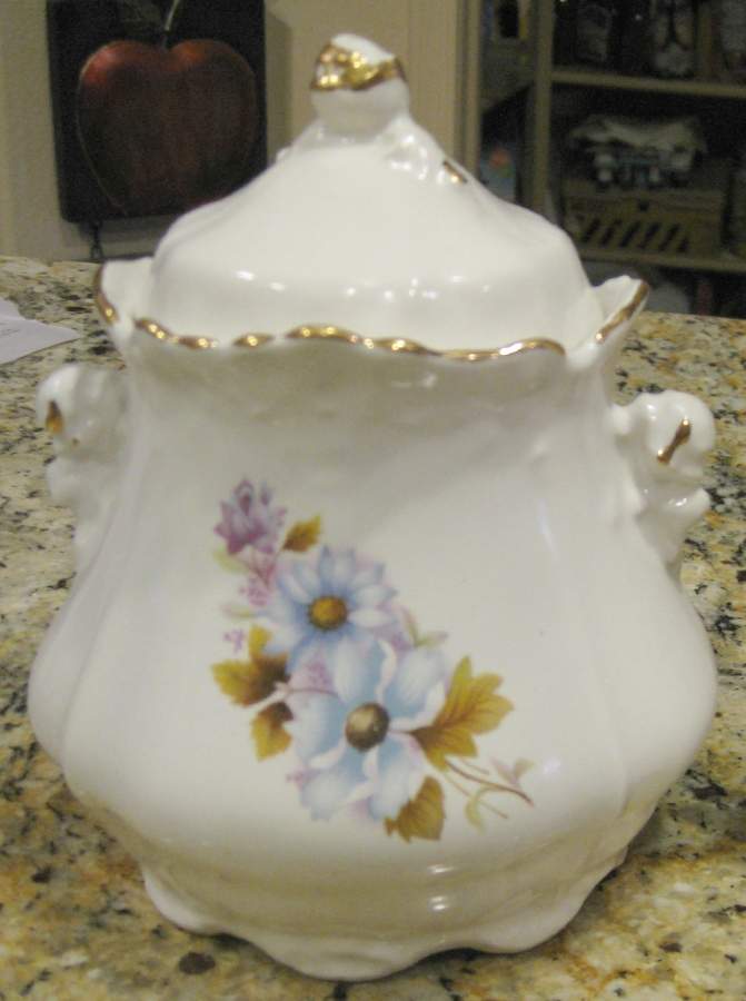 HWE2 Sugar Bowl & Lid by House of Webster-1