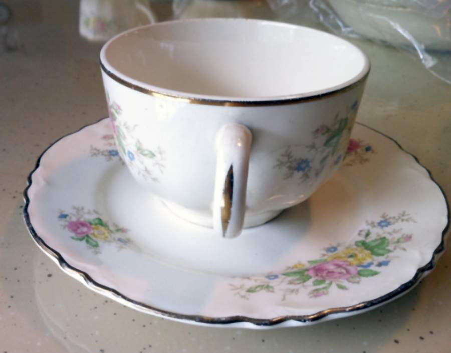HLC4052 Flat Cup & Saucer Set by Homer Laughlin -1