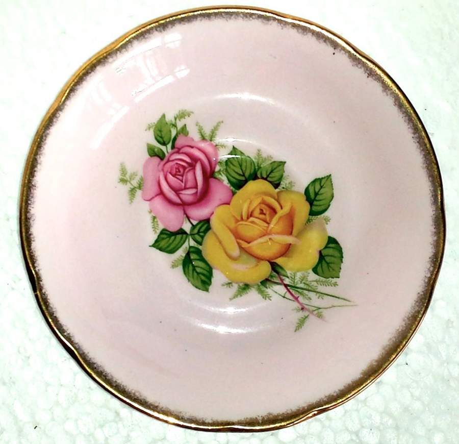 HRG4 Saucer by Harleigh (England)-1