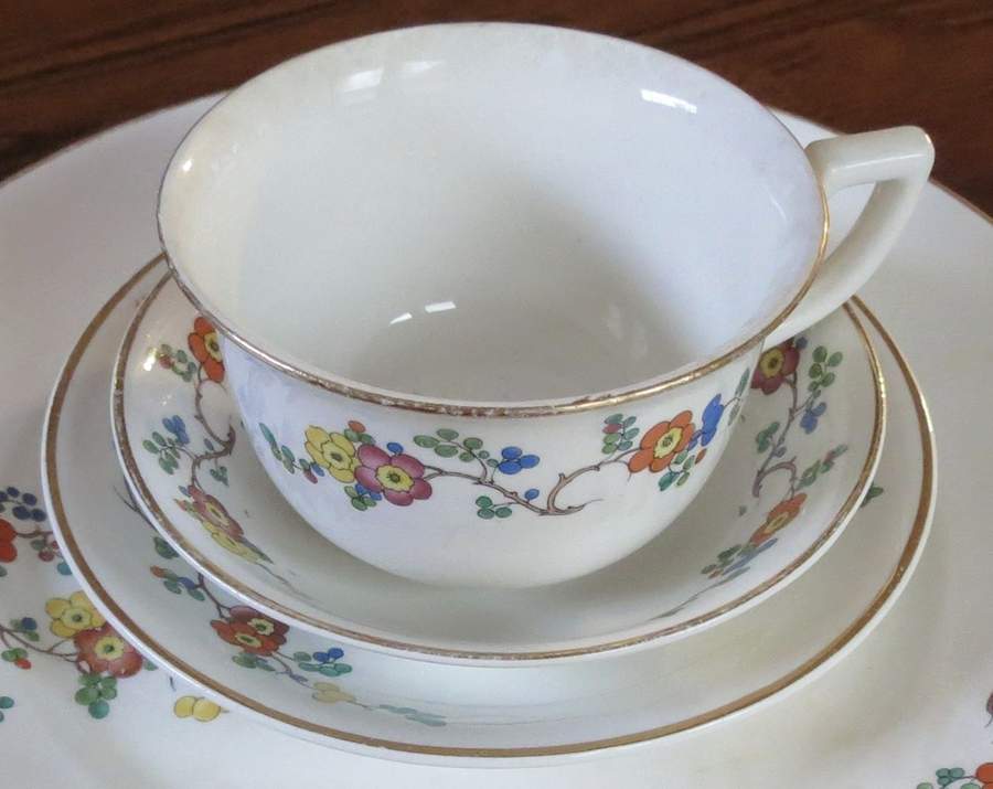 HLC4120 Flat Cup & Saucer Set by Homer Laughlin -1