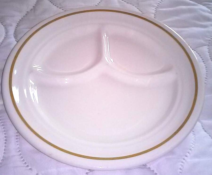 HLC3838 (Mustard) Grill Plate by Homer Laughlin -1