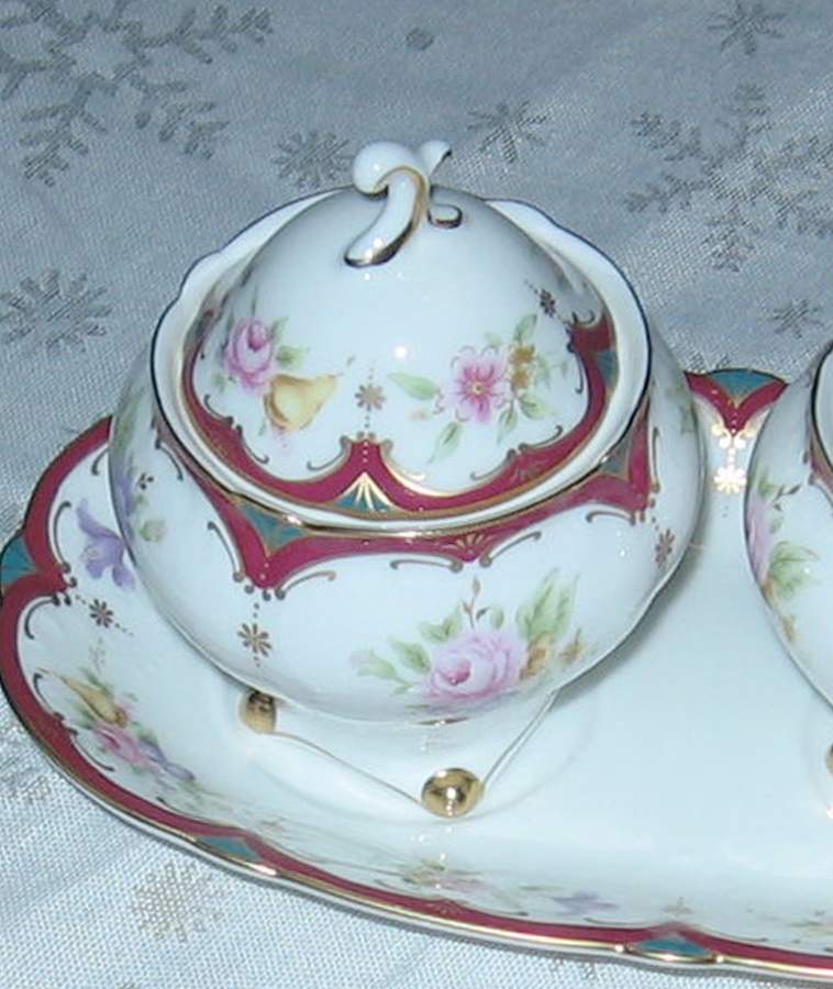 7126 Sugar Bowl & Lid by Haeng Nam Sa (Korea)-1