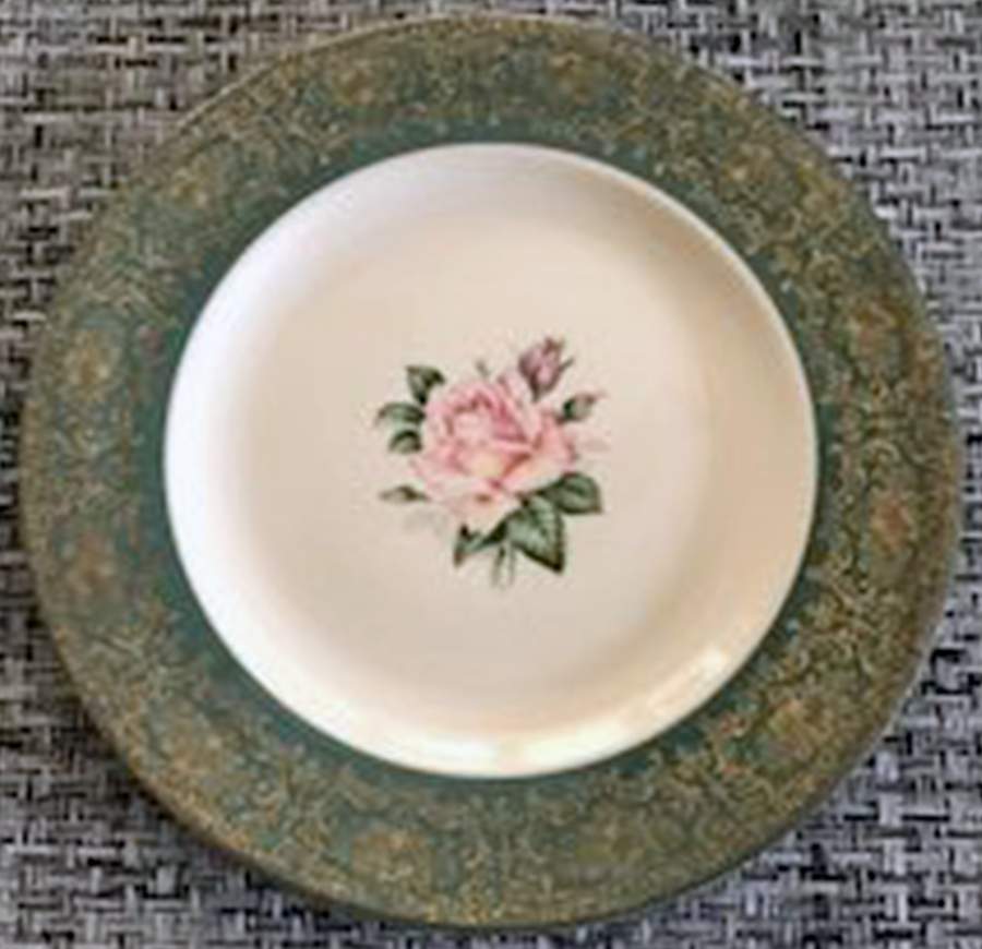 HLC4230 Dinner Plate by Homer Laughlin -1