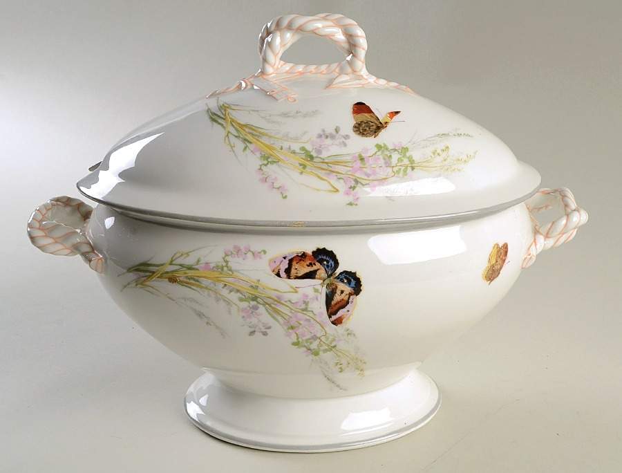 Meadow Visitors (Smooth, Gray Trim) Tureen &  Lid by Haviland-1