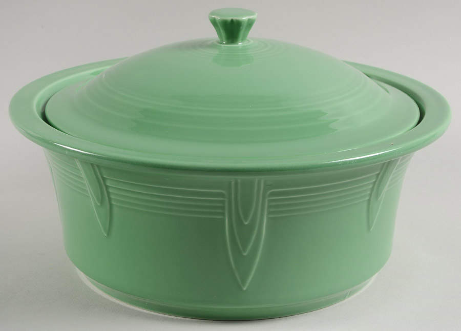 Fiesta Meadow (Intro 2019) 2.5 Qt Round Covered Casserole by Homer Laughlin -1