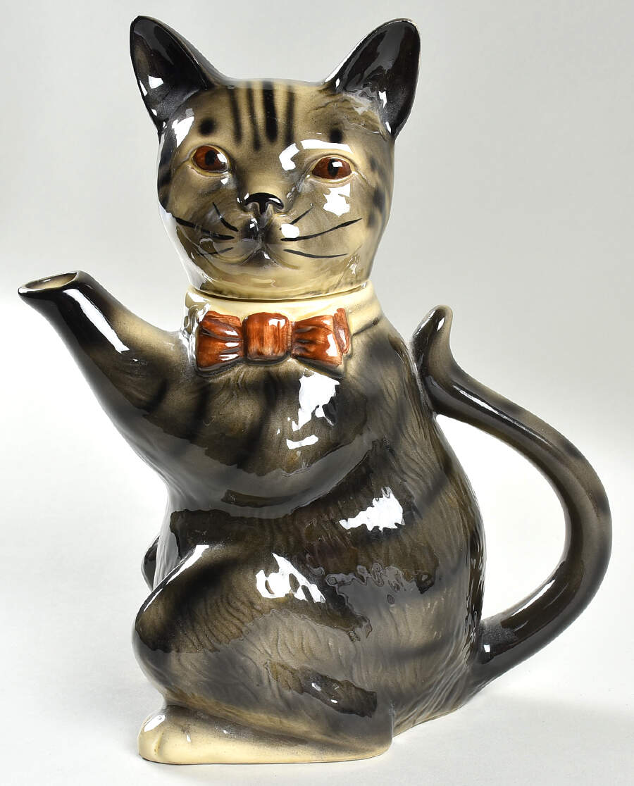 Pussy Foot Mini Teapot & Lid by HJ Wood-1