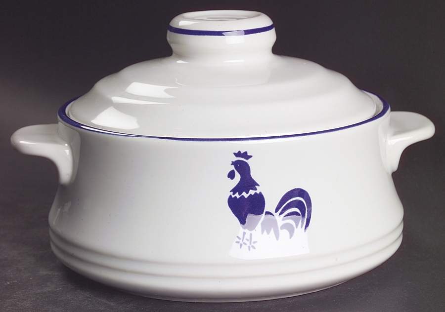 Country Blue 1 Qt Round Covered Casserole by International House-1