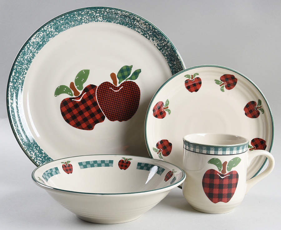 Applejack 4 Piece Place Setting by International-1