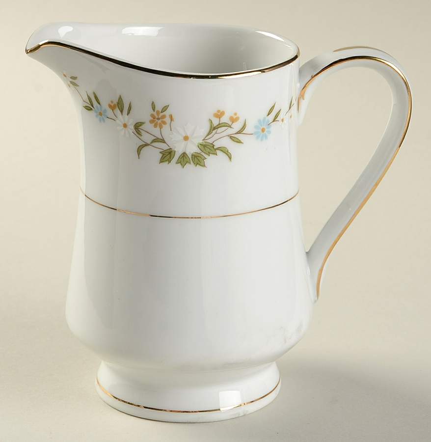 Serenade Creamer by International-1