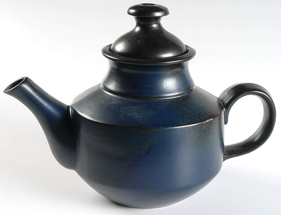 Blue Ridge Teapot & Lid by Iron Mountain-1