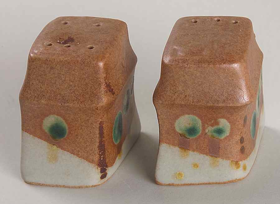 Over The Hills Salt & Pepper Set by Iron Mountain-1