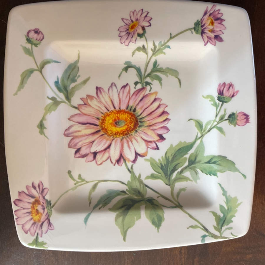 Florens Salad Plate by Italian Ceramics-1