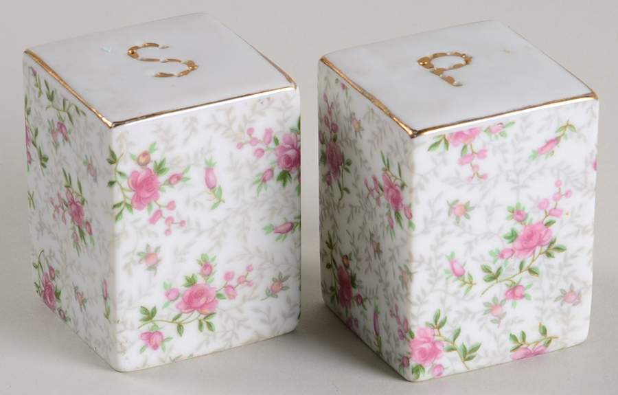 E728 Salt & Pepper Set by Inarco (Japan)-1