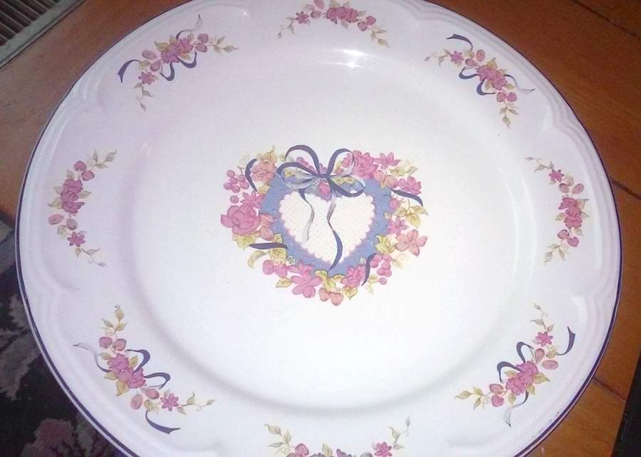 Sweet Heart Dinner Plate by Indonesia China-1