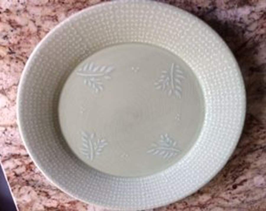 IDB1 Salad Plate by Isabelle de Borchgrave-1