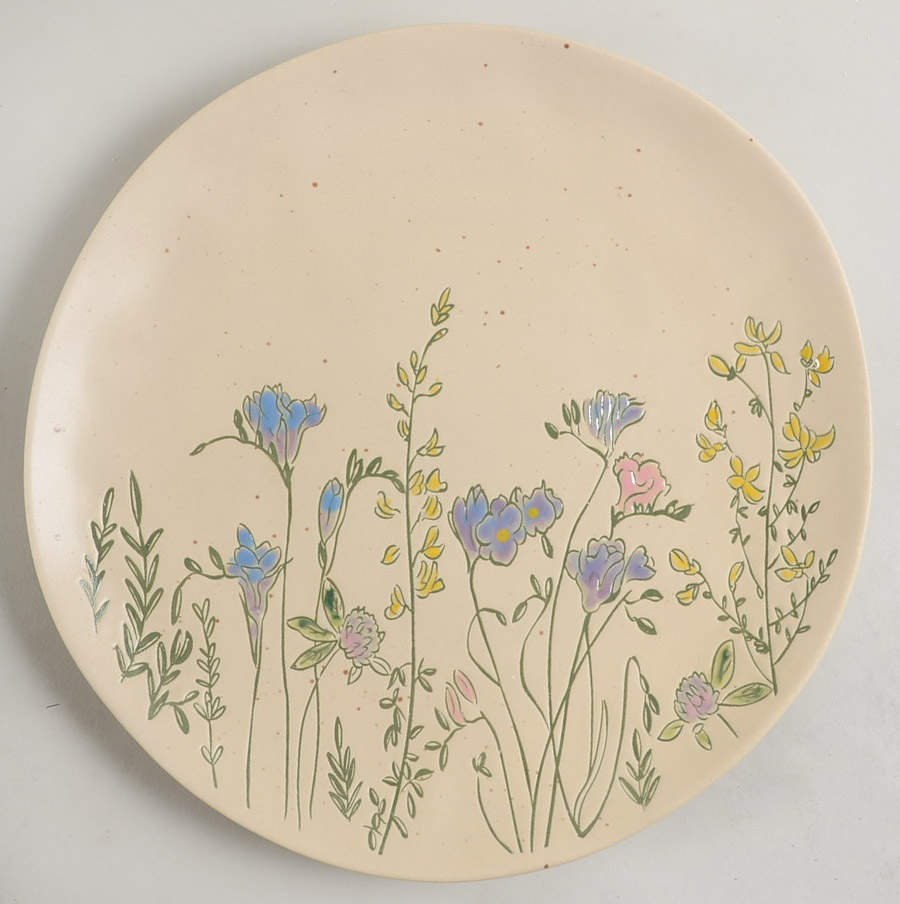 Spring Pressed Garden Dinner Plate by In Homestylez-1