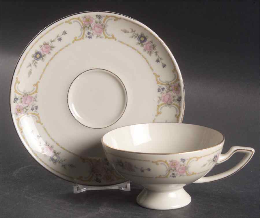 Primrose Footed Cup & Saucer Set by Johann Haviland-1