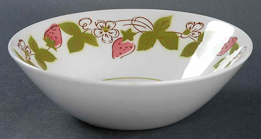 Carlsberry Coupe Cereal Bowl by Jonas Roberts-1