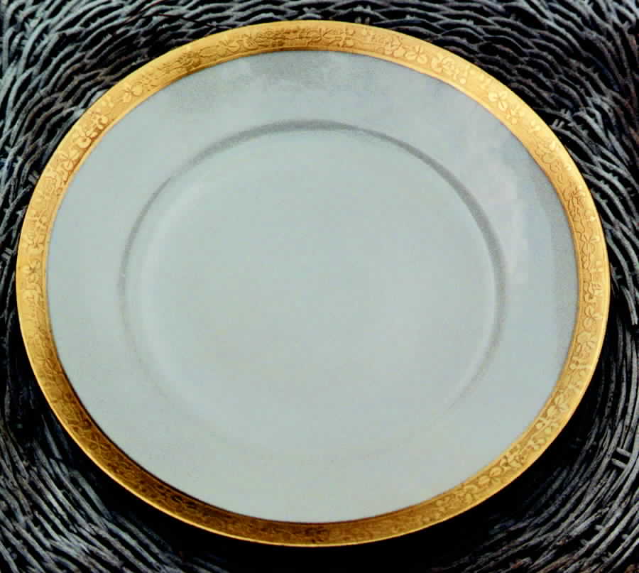 JAE69 Dinner Plate by Jaeger-1