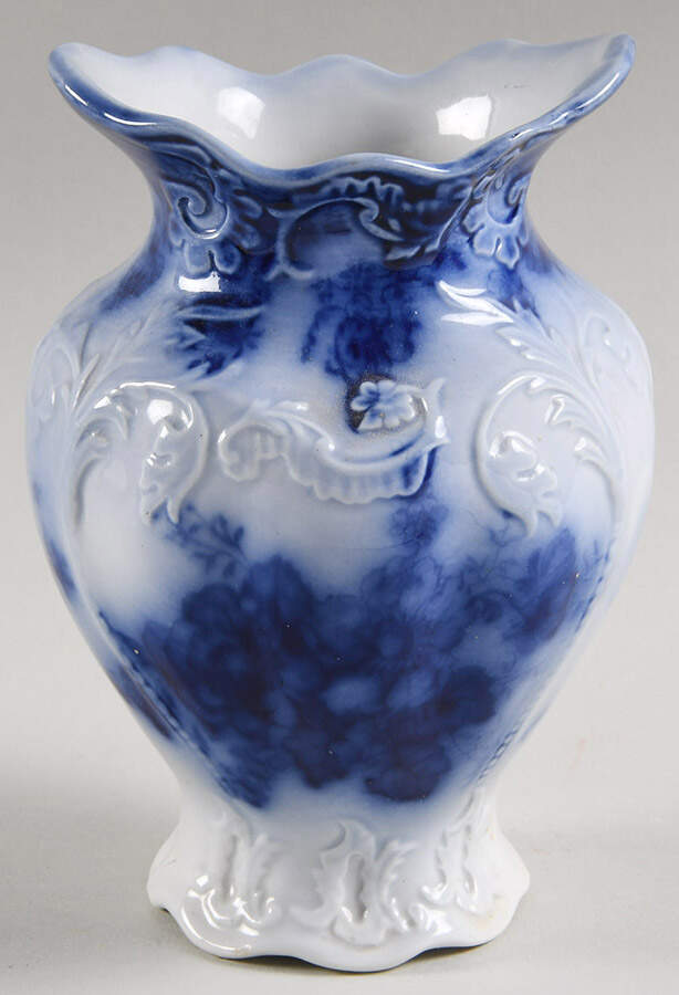 Vienna Flow Blue 5" Vase by Johnson Brothers-1