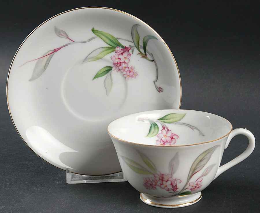 JYO47 Footed Cup & Saucer Set by Jyoto-1