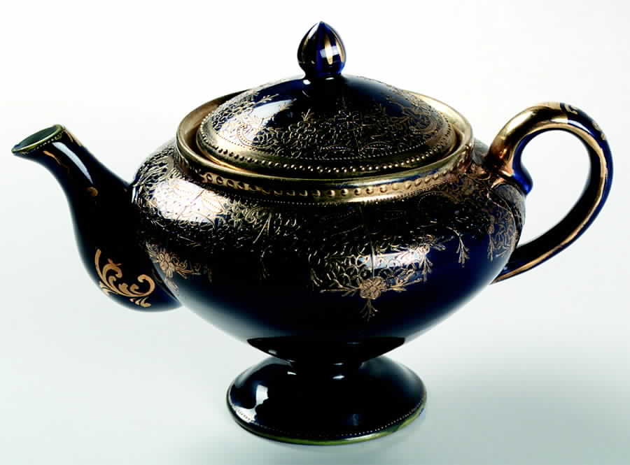 PAQ50 Teapot & Lid by Paulownia-1
