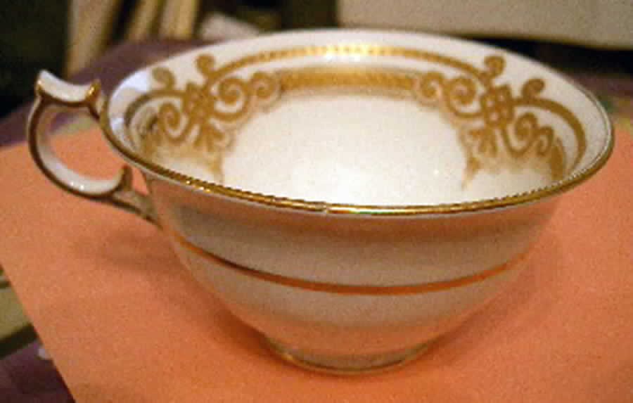 17224 Footed Cup by George Jones & Sons-1