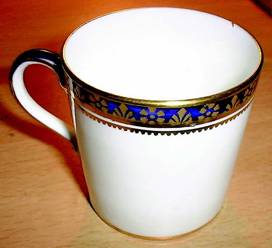 26805 Flat Cup by George Jones & Sons-1