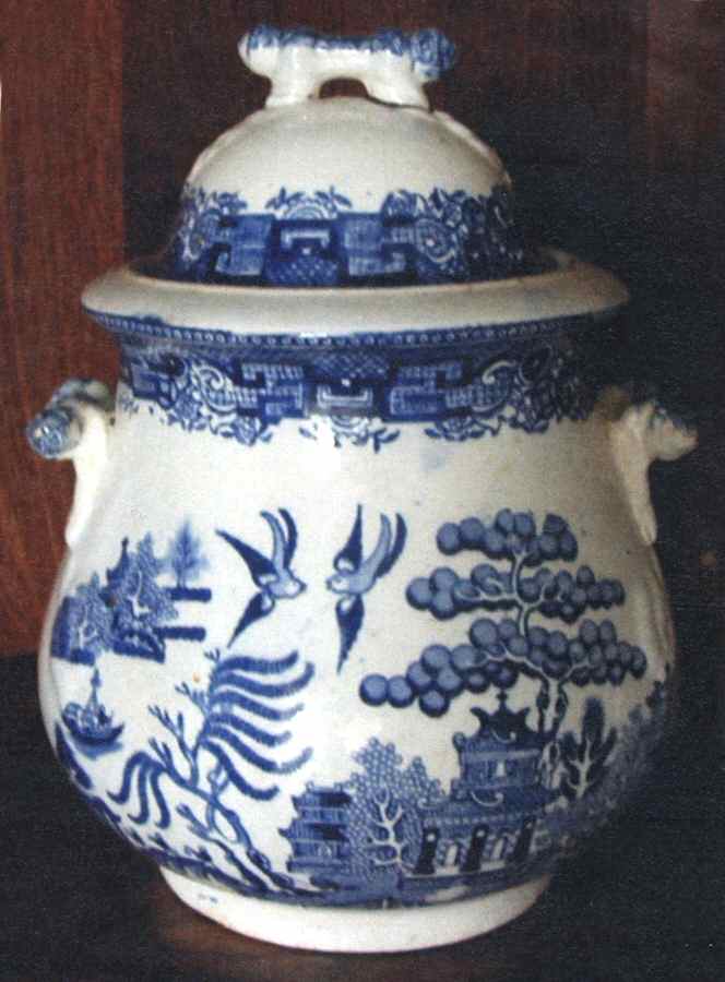 Blue Willow Sugar Bowl & Lid by John Meir & Sons-1