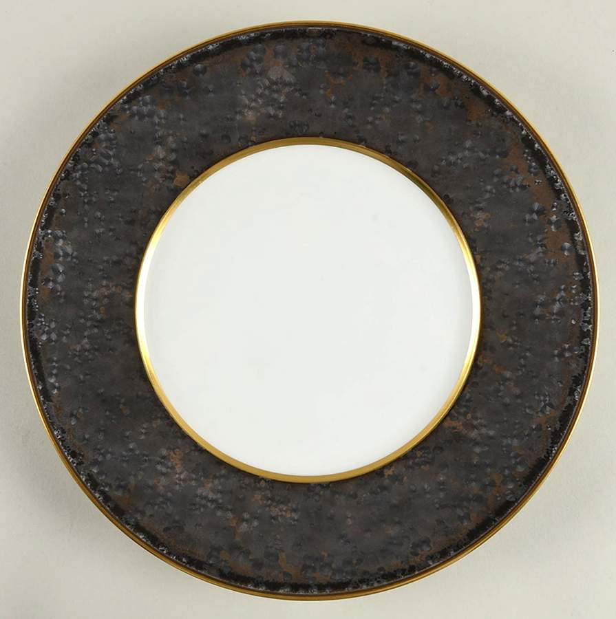 Aguirre Finition (Gold Trim) Service Plate (Charger) by Jaune de Chrome-1