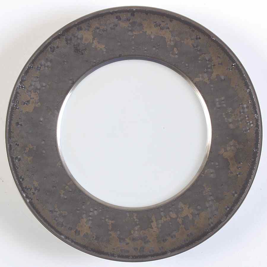 Aguirre Finition (Platinum Trim) Service Plate (Charger) by Jaune de Chrome-1