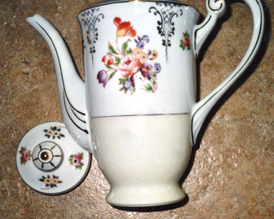 MEH6 Coffee Pot & Lid by Merit (Japan)-1