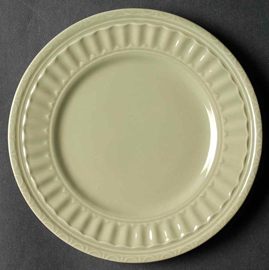 Italiana Light Green Bread & Butter Plate by JCPenney-1