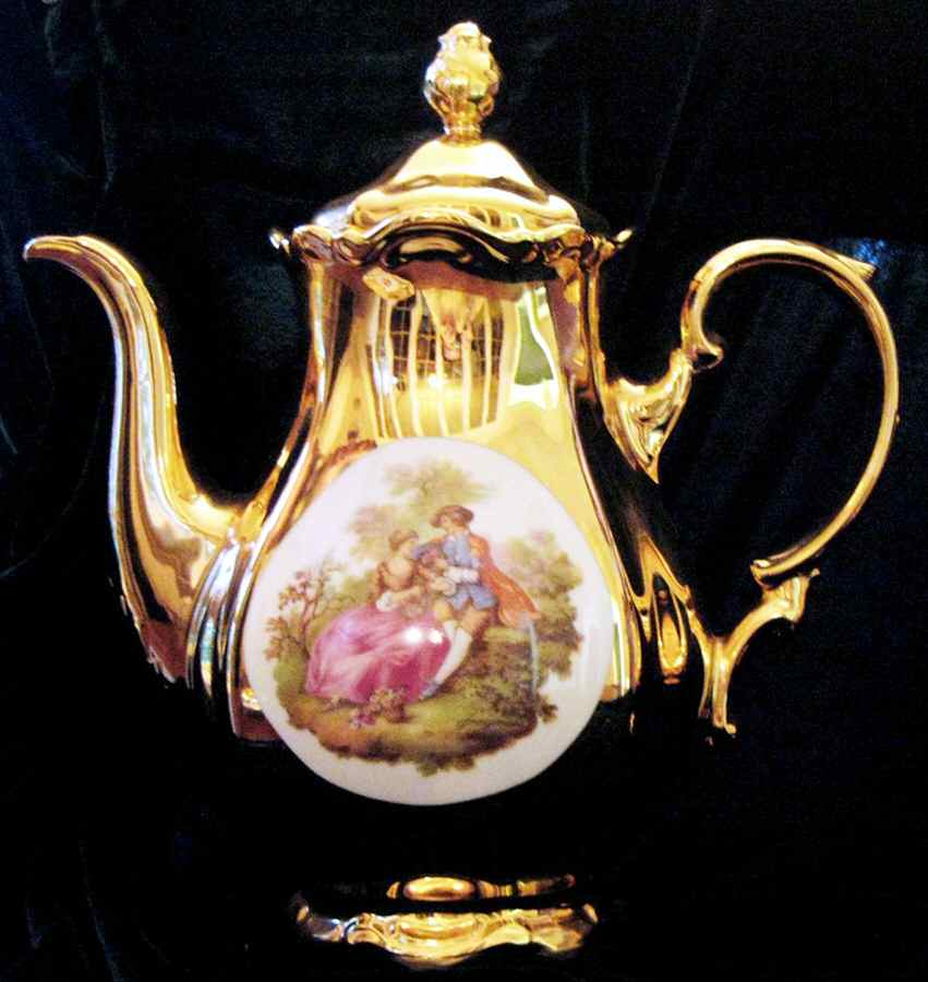 Love Story Coffee Pot & Lid by JHW (Bavaria)-1