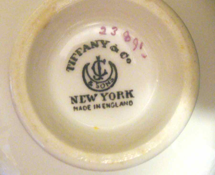 23896 Footed Cup by George Jones & Sons-1