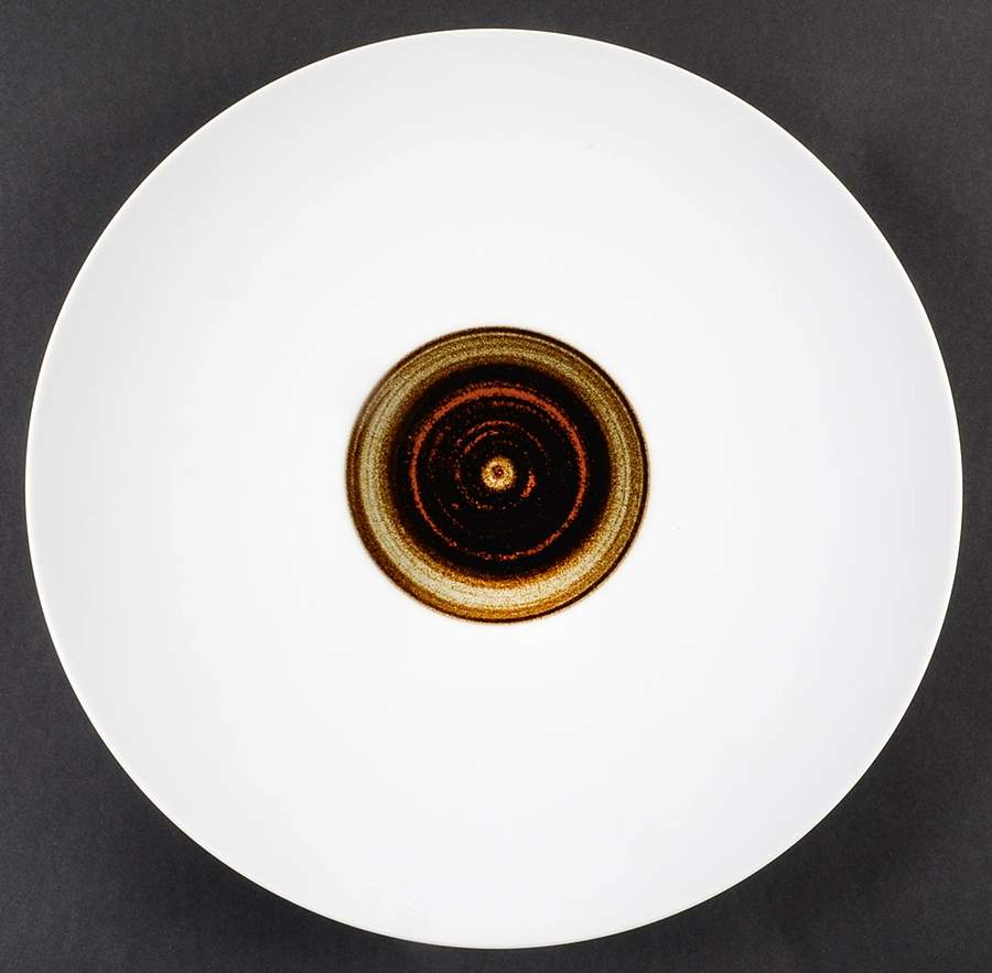 Tellure White Service Plate (Charger) by Jaune de Chrome-1