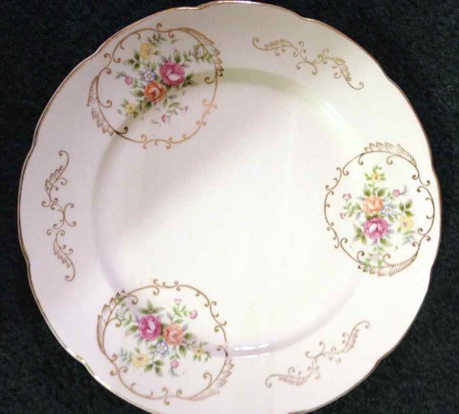 2748 Smooth Dinner Plate by Hotta Yu Shoten & Co-1