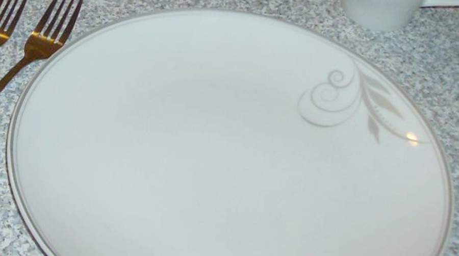 Anastasia Dinner Plate by Joshua Maxwell Studi-1