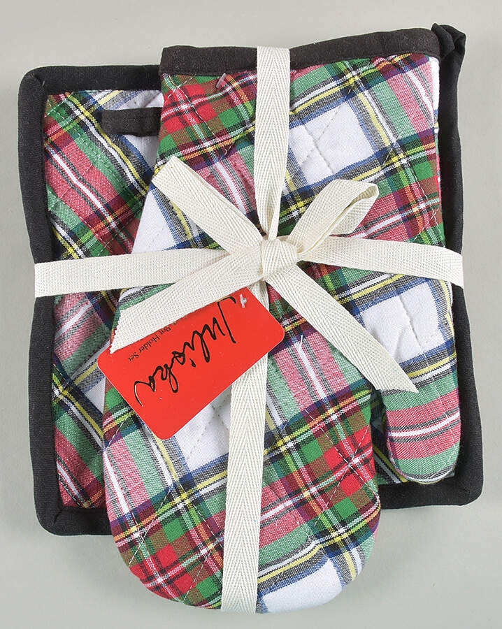 Stewart Tartan Cloth Oven Mitt and Potholder Set by Juliska Ceramics-1