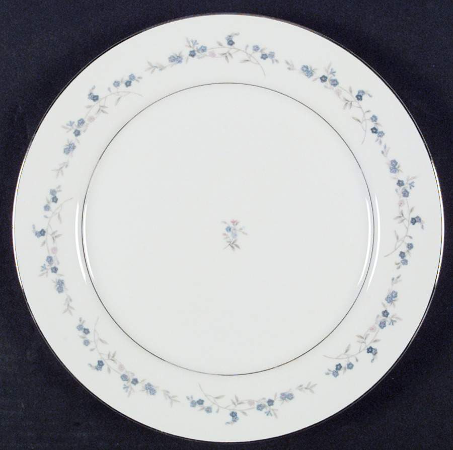 Cynthia Dinner Plate by King Quality (Japan)-1
