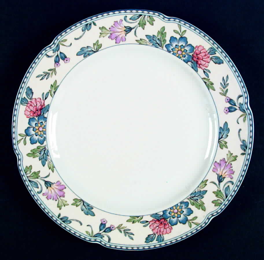 Chalon Luncheon Plate by Kaiser-1