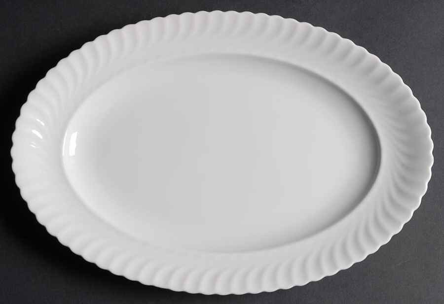 Nicole (Swirl) 12" Oval Serving Platter by Kaiser-1