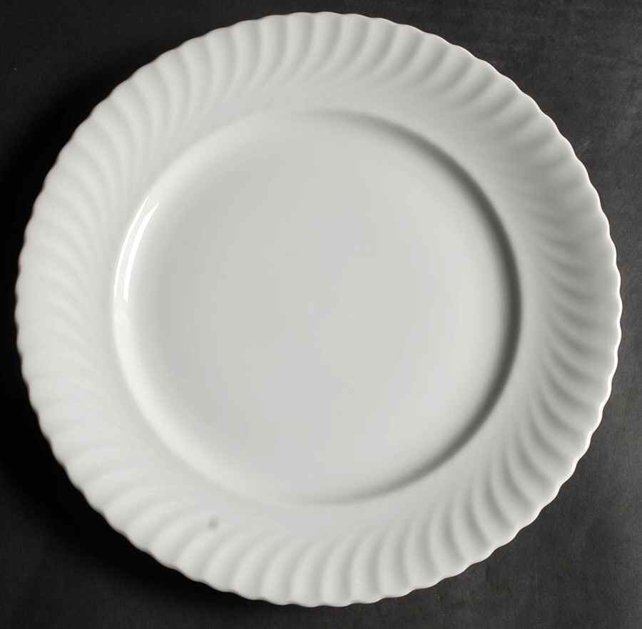 Nicole (Swirl) Luncheon Plate by Kaiser-1