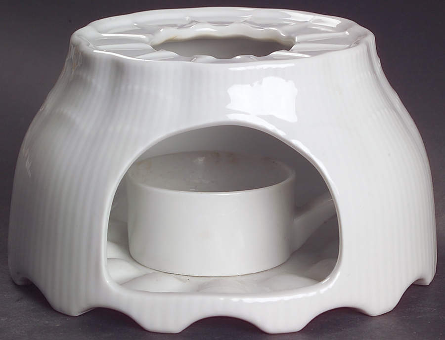 Romantica All White Warmer Stand & Burner by Kaiser-1