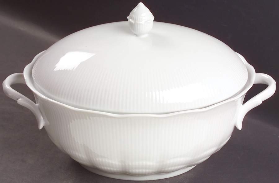 Romantica All White Oval Tureen & Lid by Kaiser-1