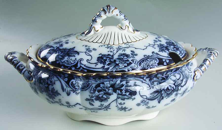 Chatsworth Oval Tureen & Lid by Keeling & Co-1