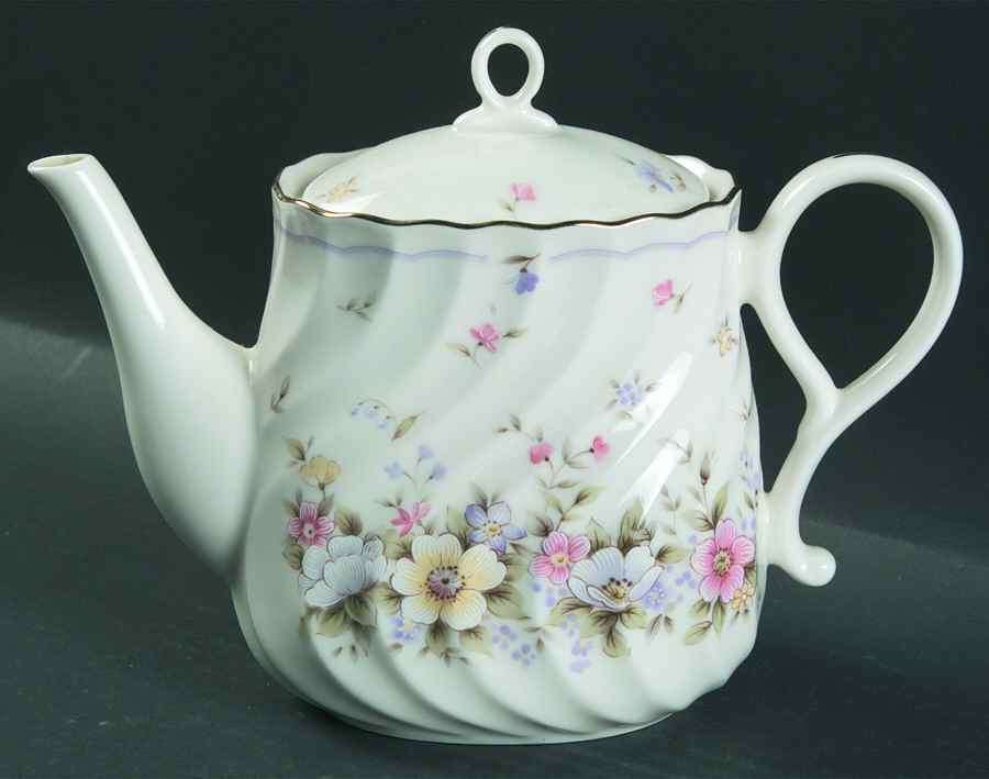 Grace Teapot & Lid by Keito-1